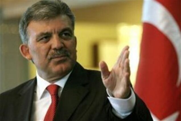 Туреччина відкликала посла у Франції на знак протесту