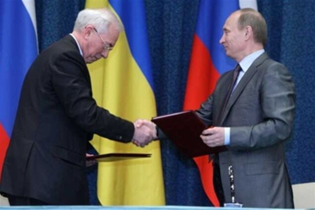 З Путіним складно знаходити компроміси - Азаров