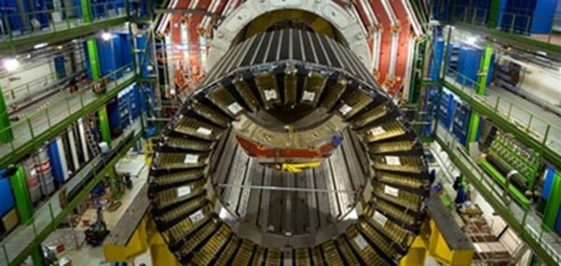 Коллайдер с концами света не помощник