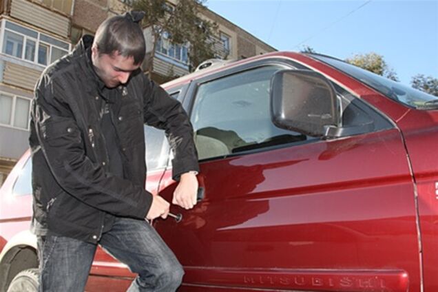 Названы самые угоняемые автомобили 2011 году