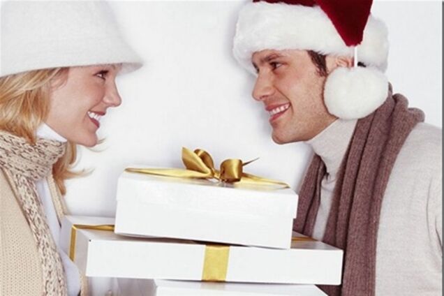 На подарунки коханкам чоловіки витрачають більше