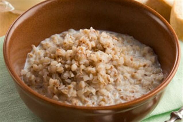 Молоко та крупи можуть зникнути з прилавків