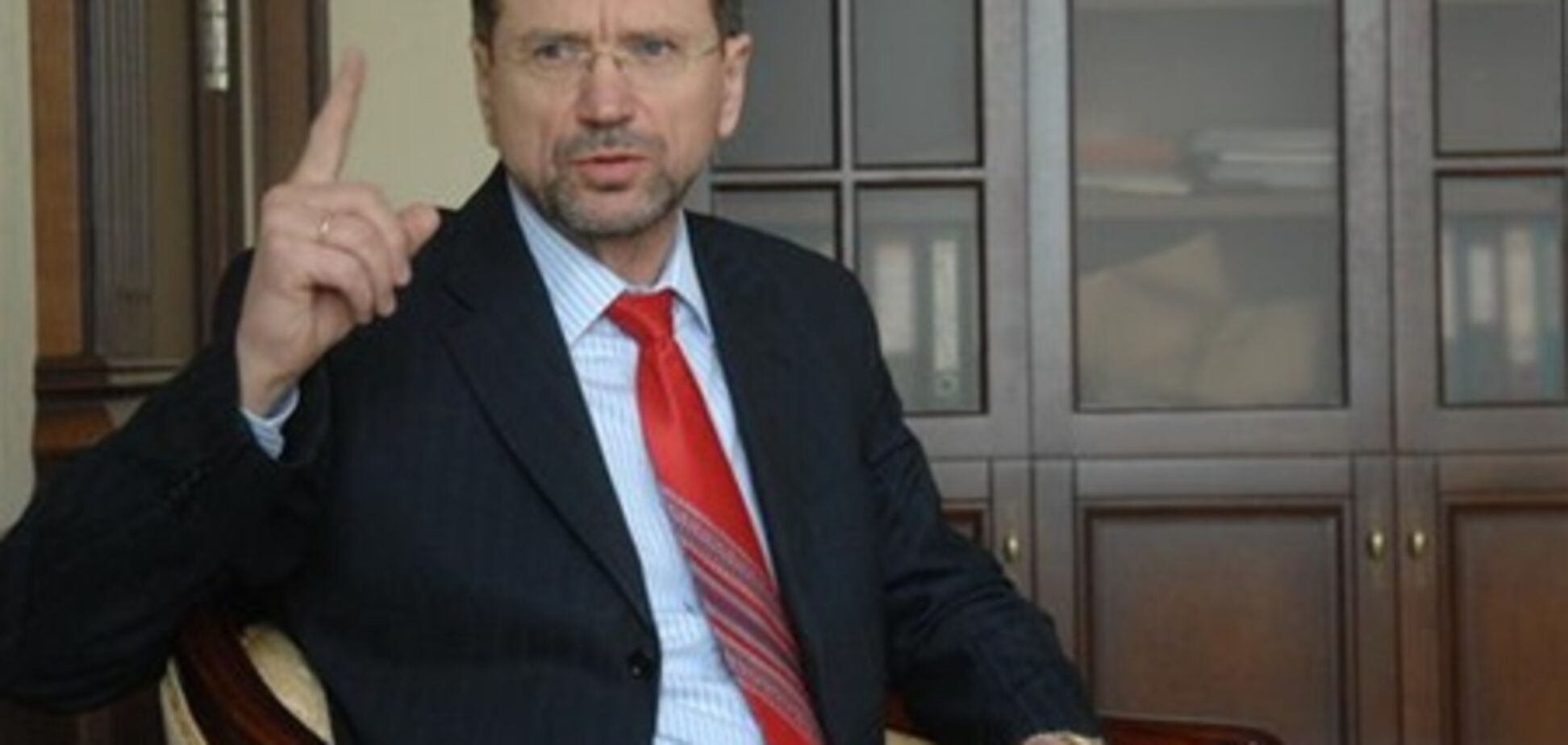 У каждого украинца есть 1000 евро долга?