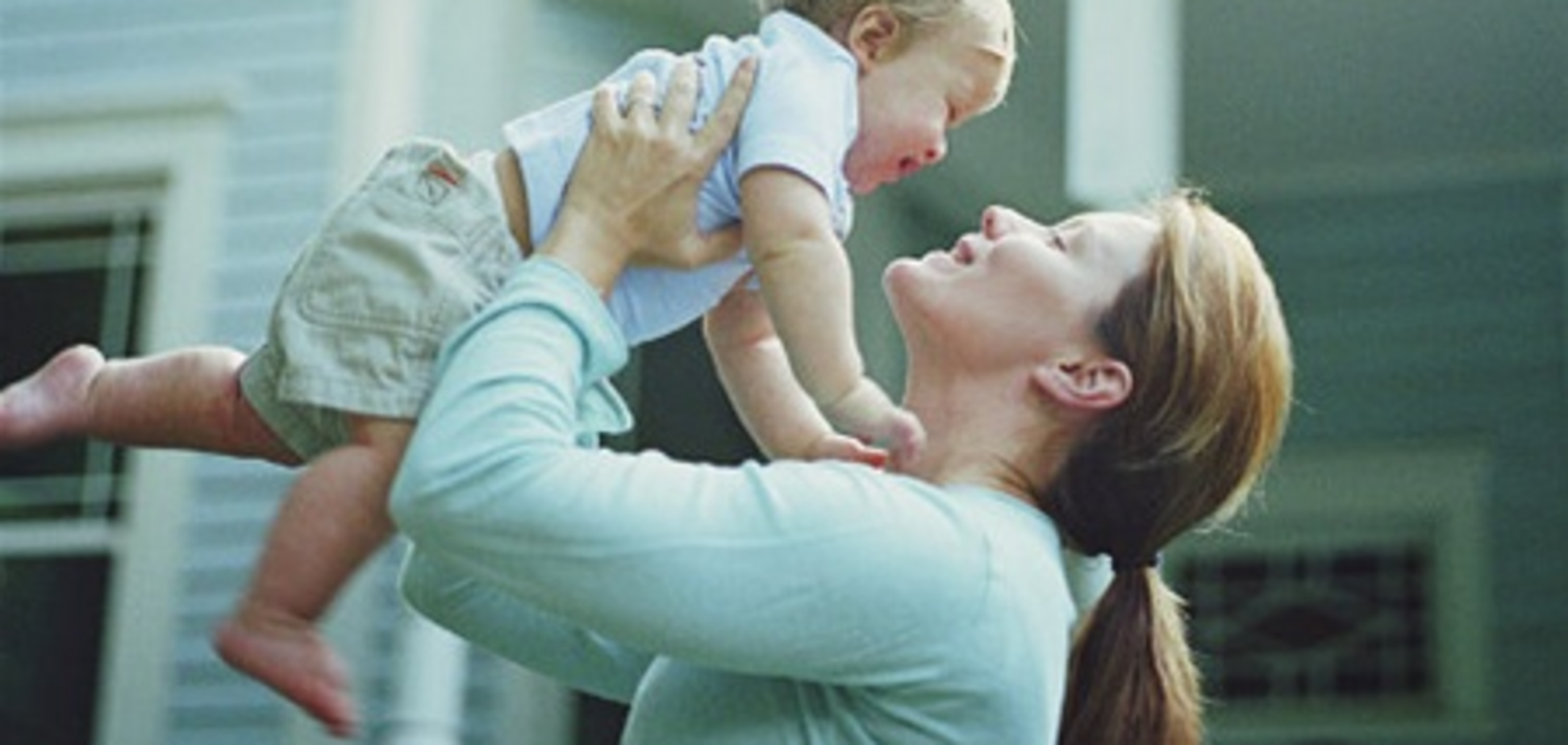 Большинству мам хватает детских выплат всего на неделю