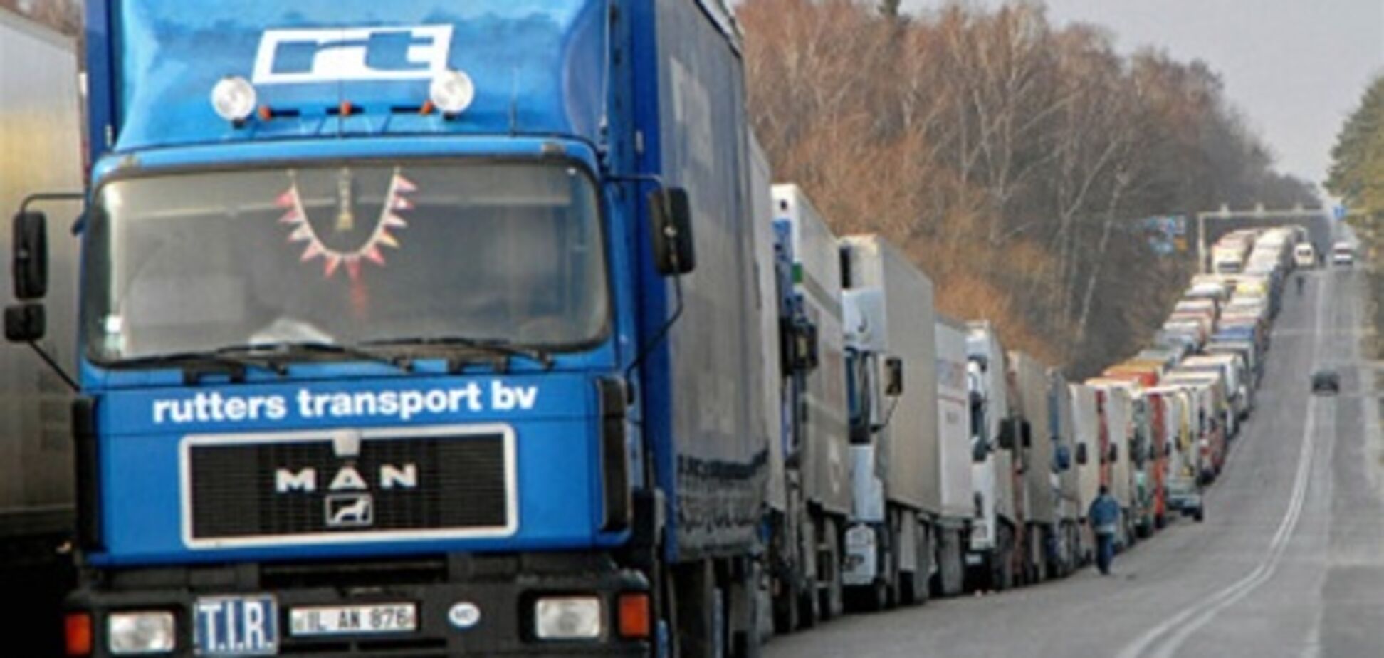 На кордоні з Польщею утворилася 14-кілометрова пробка