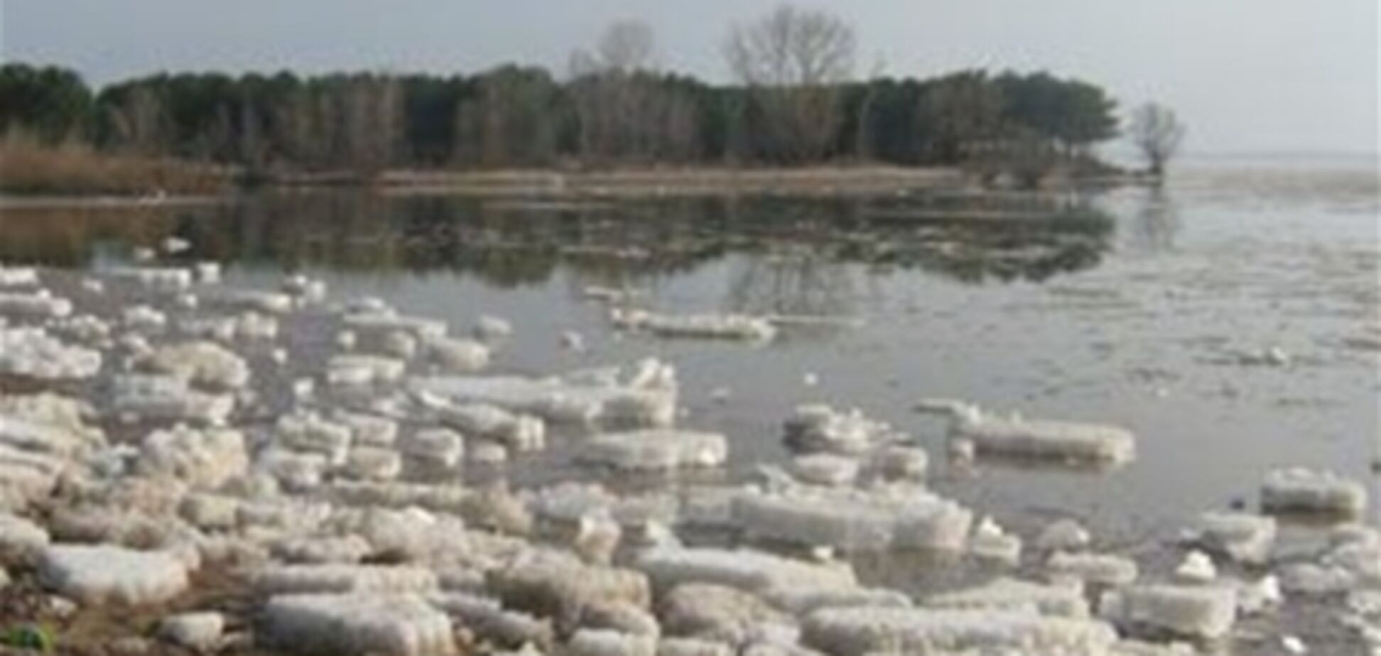 Льодохід на Десні порушив транспортне сполучення з низкою сіл Чернігівщини