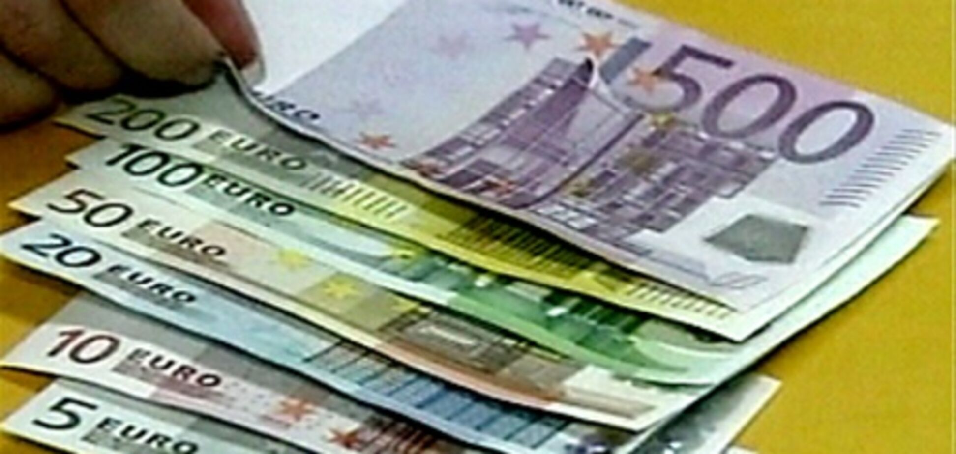 В Украине дешевеет евро