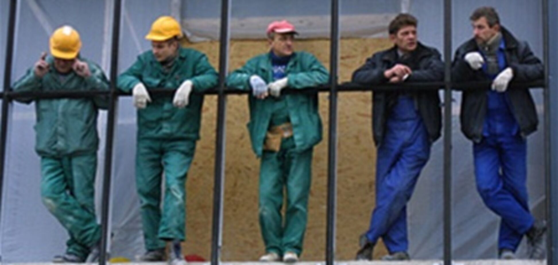 Украинские заробитчане прислали домой более $5 миллиардов