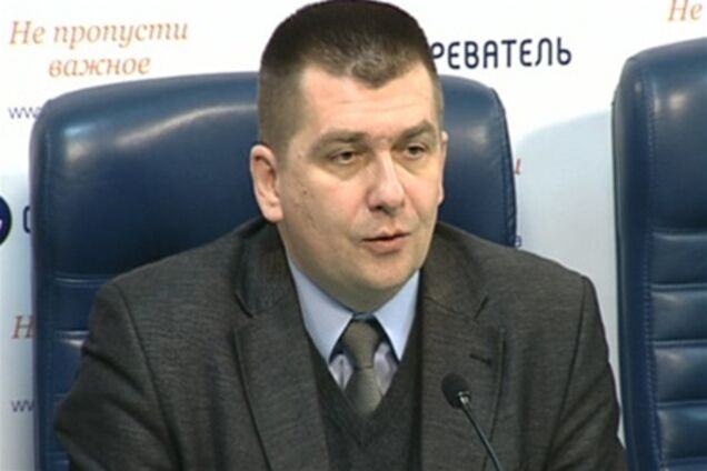 Політолог: Опозиція могла б об'єднатися на базі НРУ