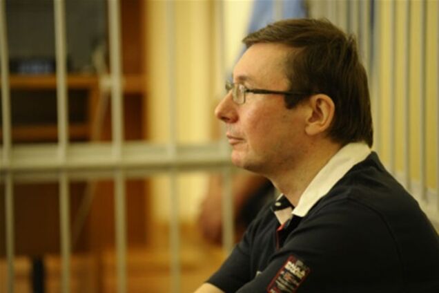 Адвокат не видит оснований для содержания Луценко под стражей