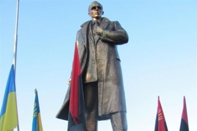 На Львівщині відкриють ще один пам'ятник Бандері