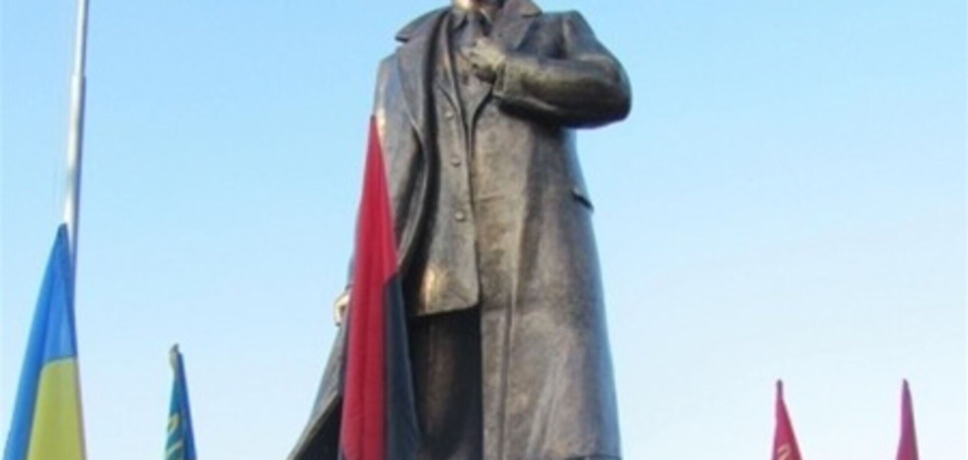 На Львівщині відкриють ще один пам'ятник Бандері