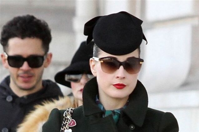 Фон Тиз отдыхает в Париже