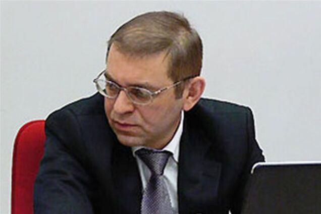 БЮТ: об'єднатися з партією Луценко доручила Тимошенко