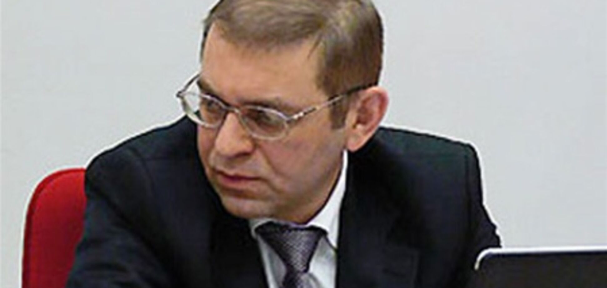 БЮТ: об'єднатися з партією Луценко доручила Тимошенко