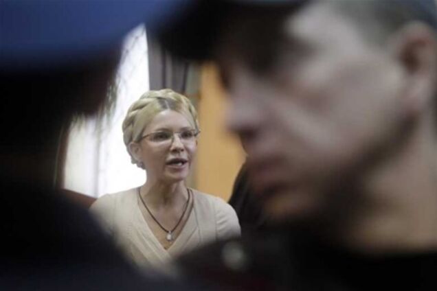 Джерело: Тимошенко в інвалідному кріслі вже на півдорозі до Харківської колонію