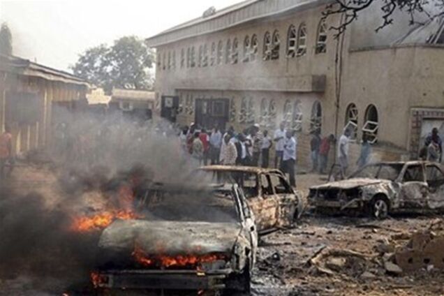 В четырех регионах Нигерии ввели черезвычайное положение