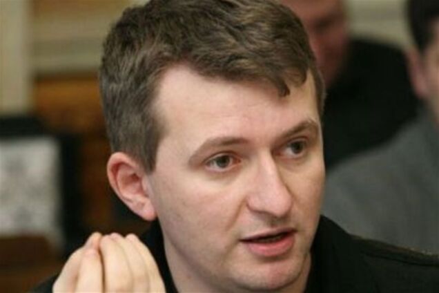 Медведев фактически признал, что 'ЕР' проиграла выборы - эксперт