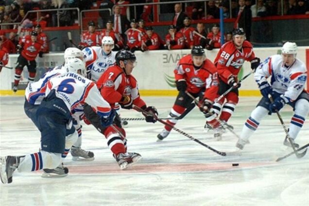 'Донбасс' обыграл самый титулованный хоккейный клуб ВХЛ