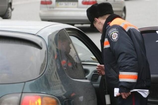 Прості ДАІшники не мають права штрафувати водіїв - суд