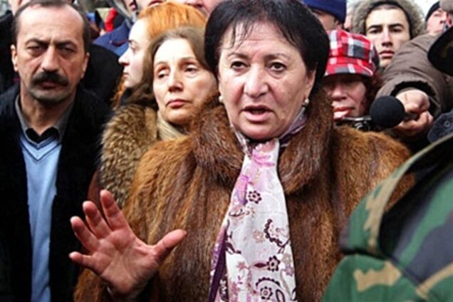 Джиоєва закликала Кокойти скласти повноваження і покинути Південну Осетію