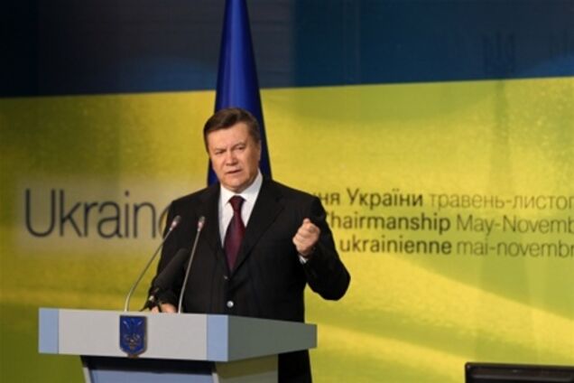 Янукович разрешил армии чаще браться за оружие