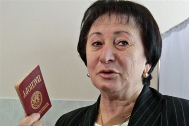 Джиоева планирует попросить политическое убежище за рубежом