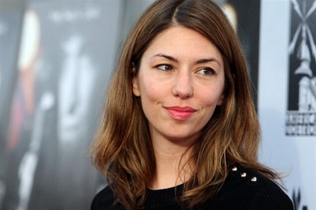 София Коппола снимет фильм о ворах, ограбивших Пэрис Хилтон