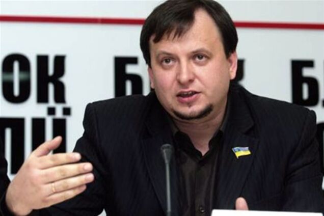 Уколов: СБУ хочет арестовать Тимошенко повторно