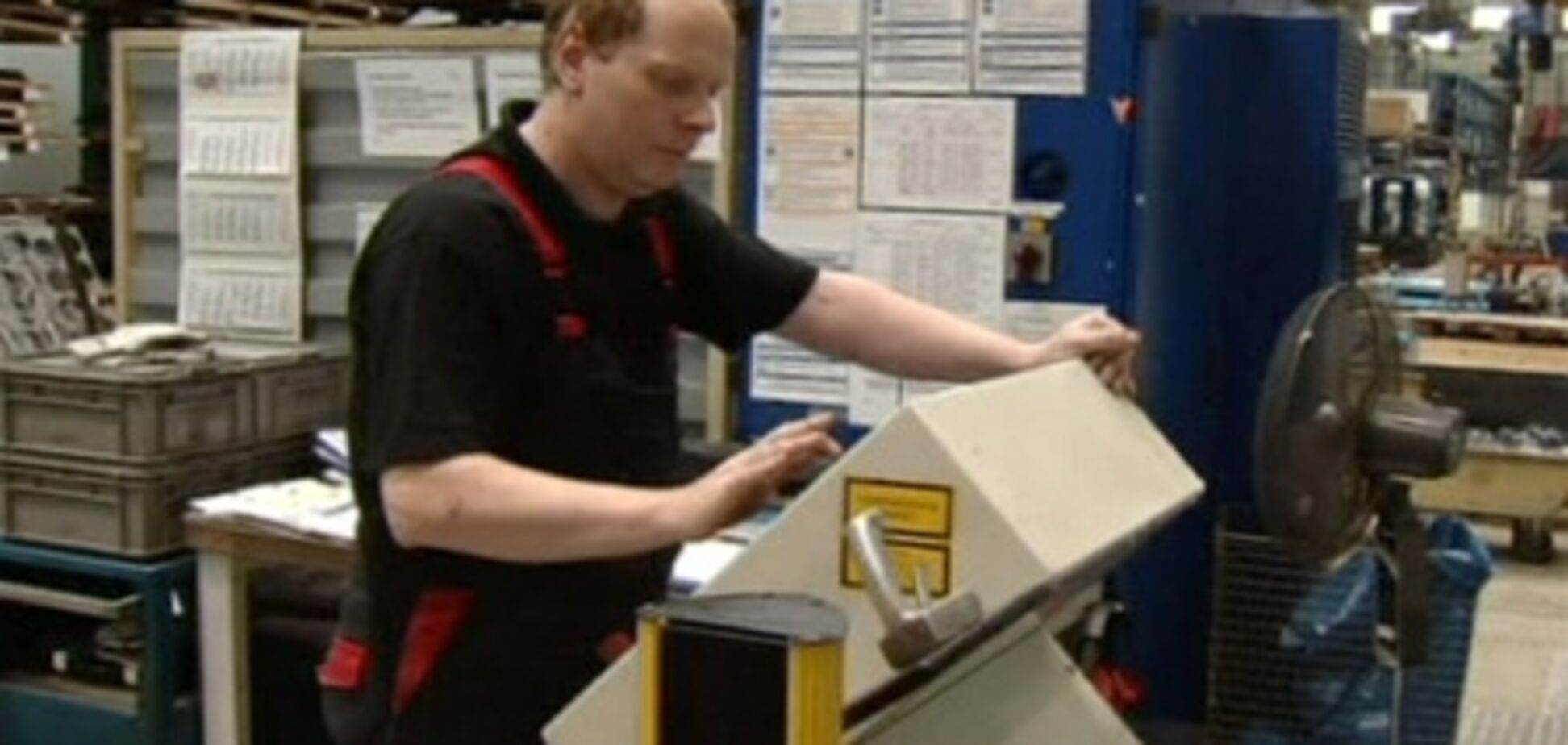 Германии грозит рецессия - Deutsche Bank