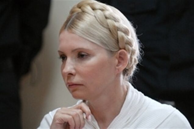 Під час допиту слідчими податкової міліції Тимошенко не вставала з ліжка - Власенко