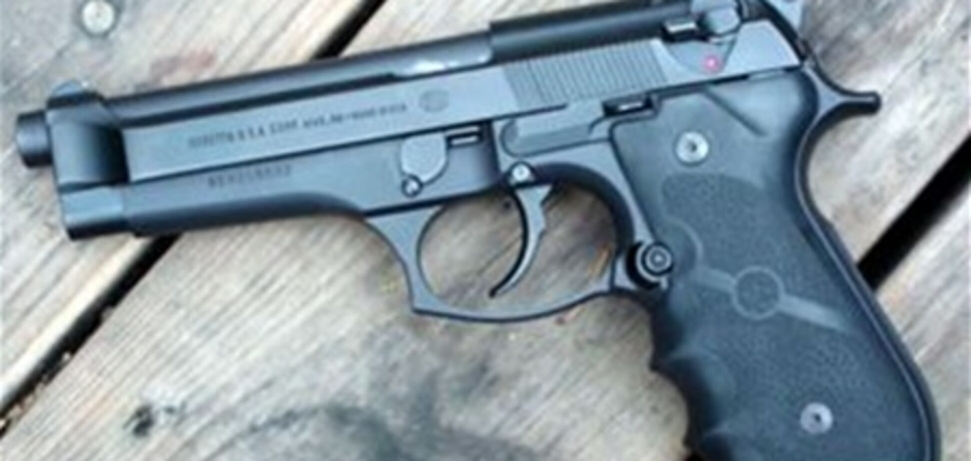 Женщина, лишившись льгот, расстреляла своих детей и покончила с собой