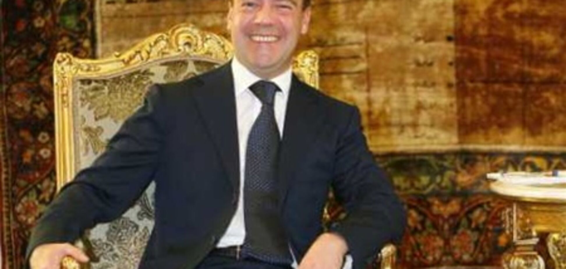 Госдепартамент США забанил Twitter Медведева из-за фальсификации выборов