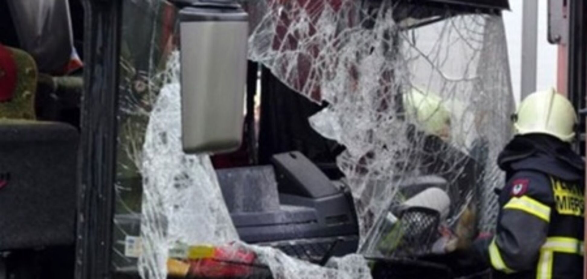 Автобус з 39 українцями потрапив в аварію в Польщі