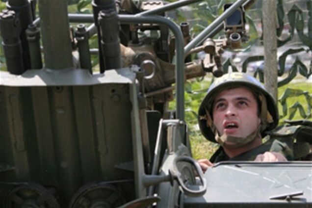 Грузия: Россия наращивает военный потенциал на Кавказе