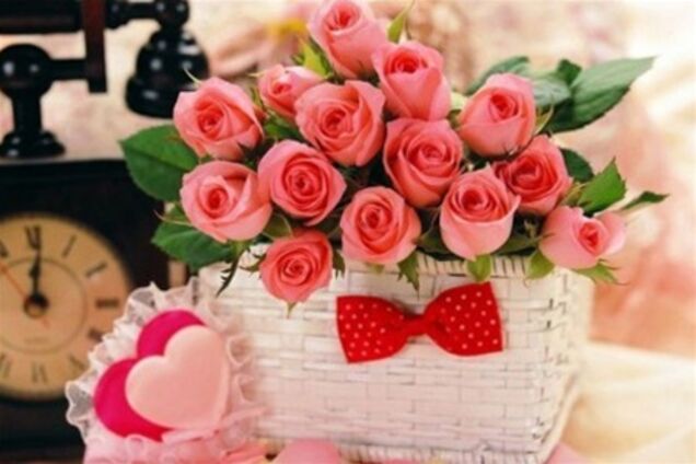 В День влюбленных подорожали красные цветы 