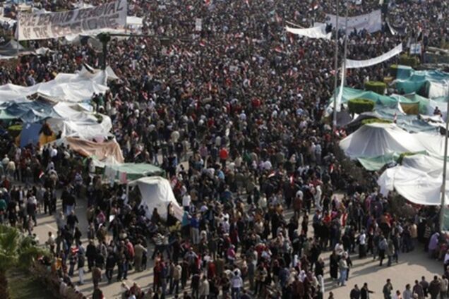 Демонстранты покинули центральную площадь Каира