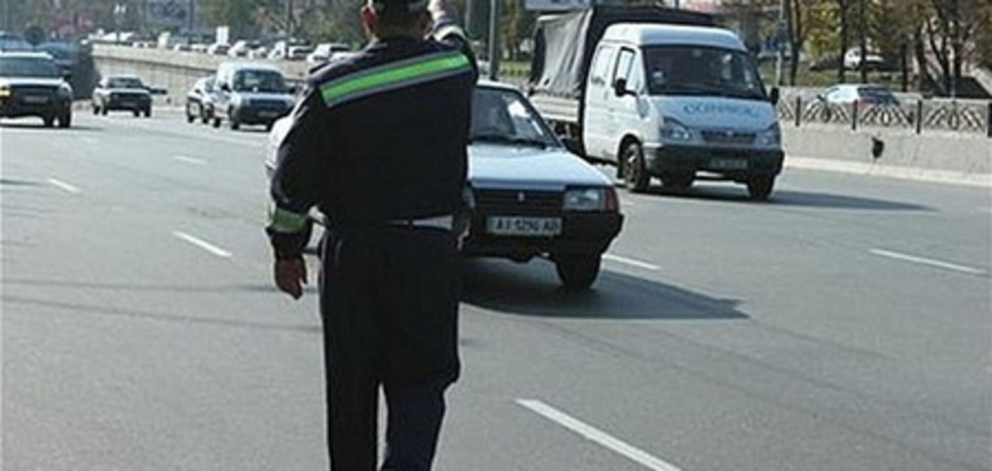В ГАИ пожаловались, что задержанный активист два часа обижал их