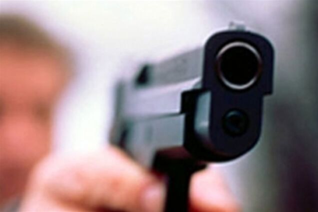 Вооруженные люди вынесли из киевского банка $900 тысяч