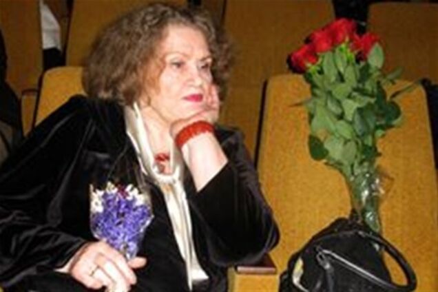 Львів. Громада просить вибачення у Ліни Костенко