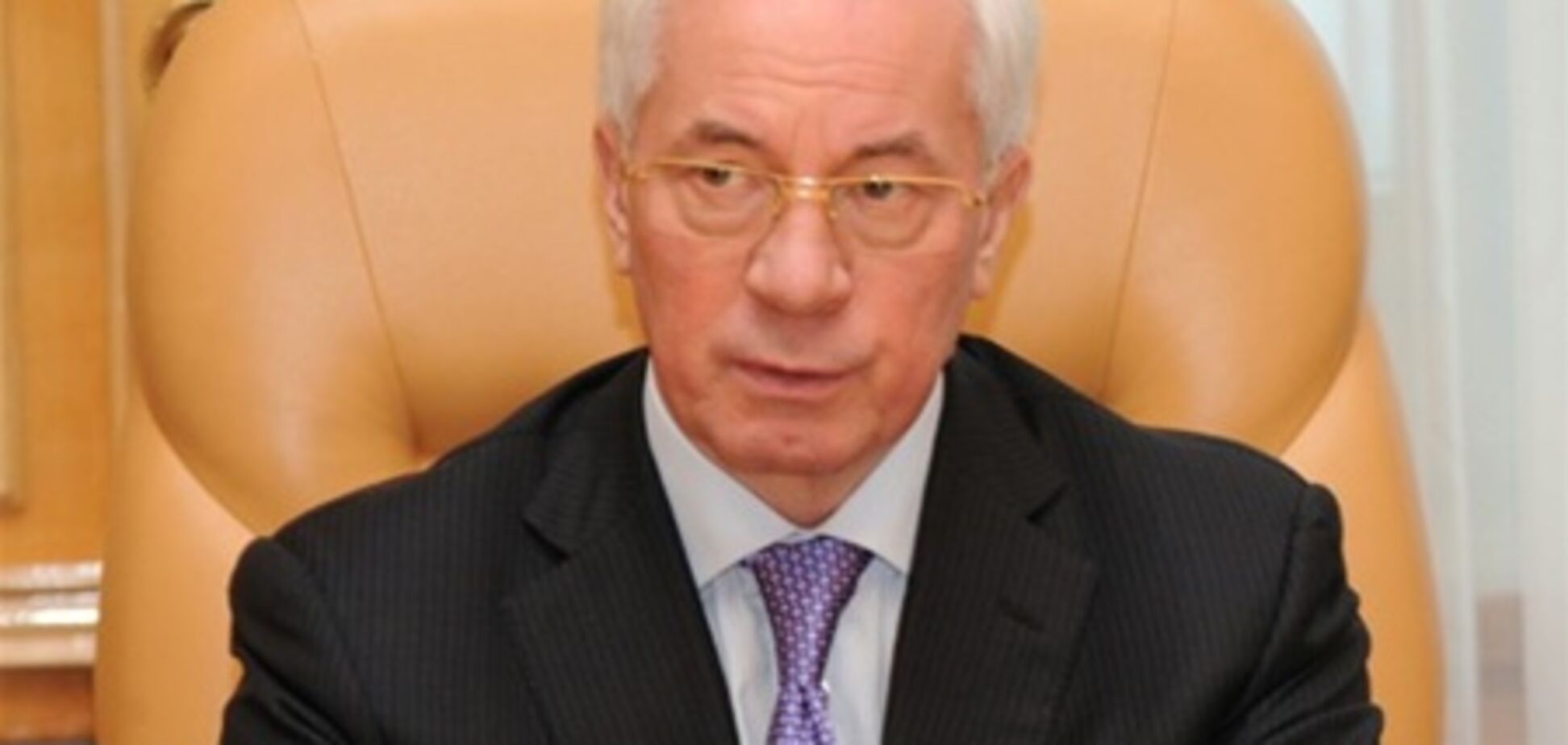 Азаров решил, как повышать зарплату айтишникам