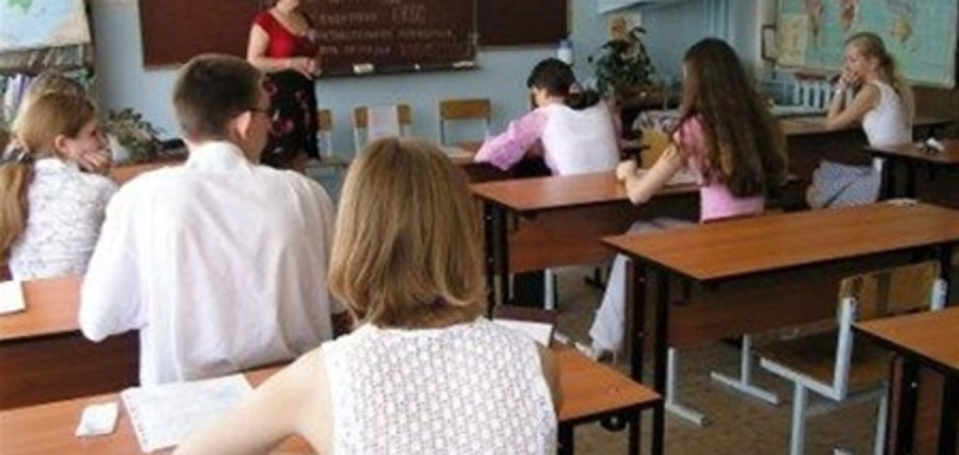 В Донецке родители угрожают себя поджечь в случае закрытия украинской школы