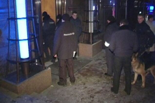 В Киеве 'заминировали' элитный клуб на Прорезной. Фото