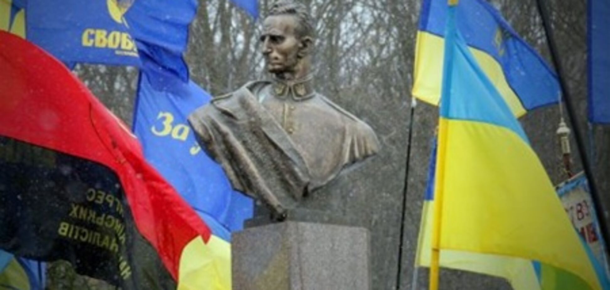 Вищий адмінсуд залишив Шухевичу звання Героя України