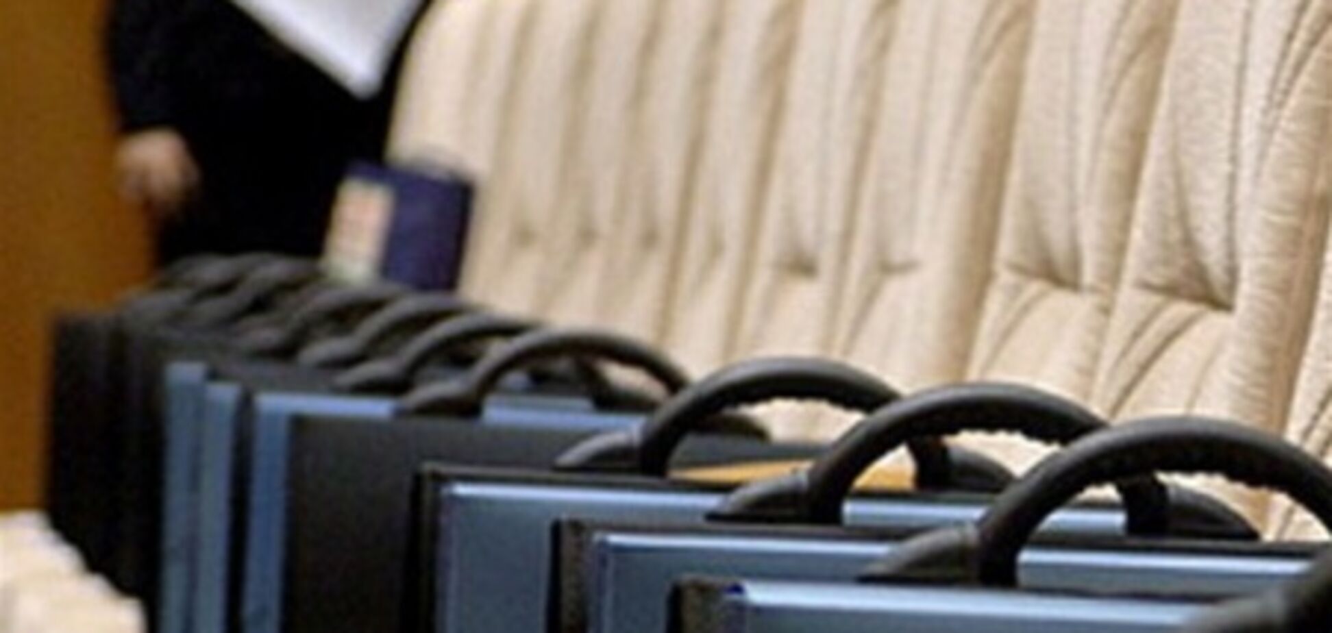 Губернатор Киевщины обязал чиновников общаться с людьми