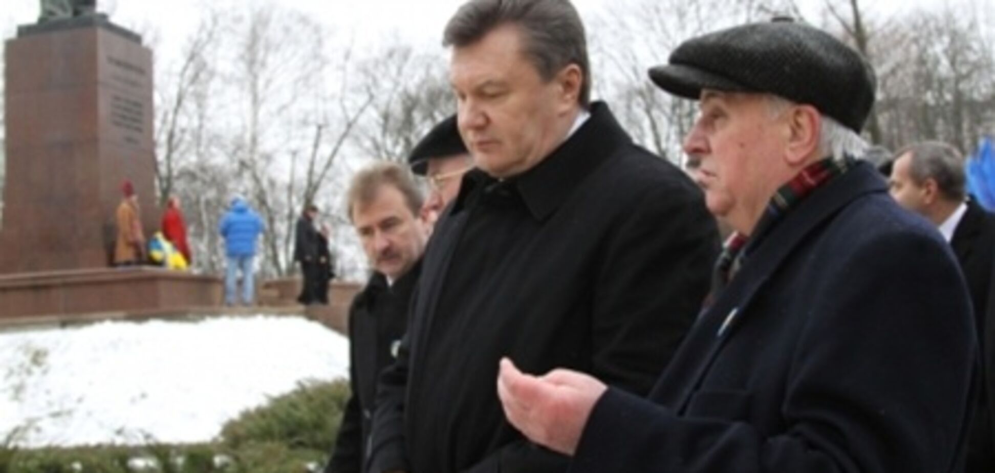 Янукович выдал указ о поддержке идеи Кравчука