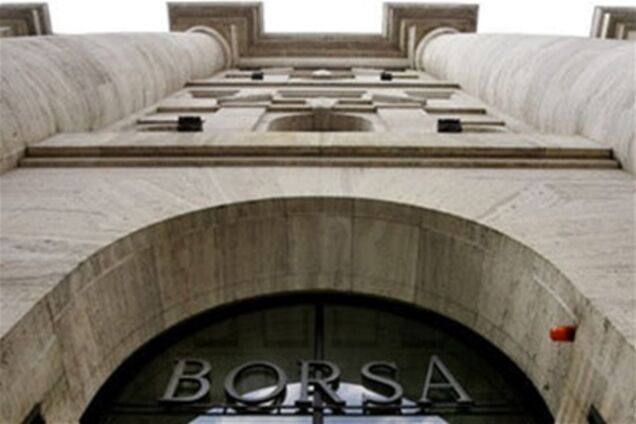 Беспорядки в Ливии обвалили итальянский фондовый индекс более чем на 3%