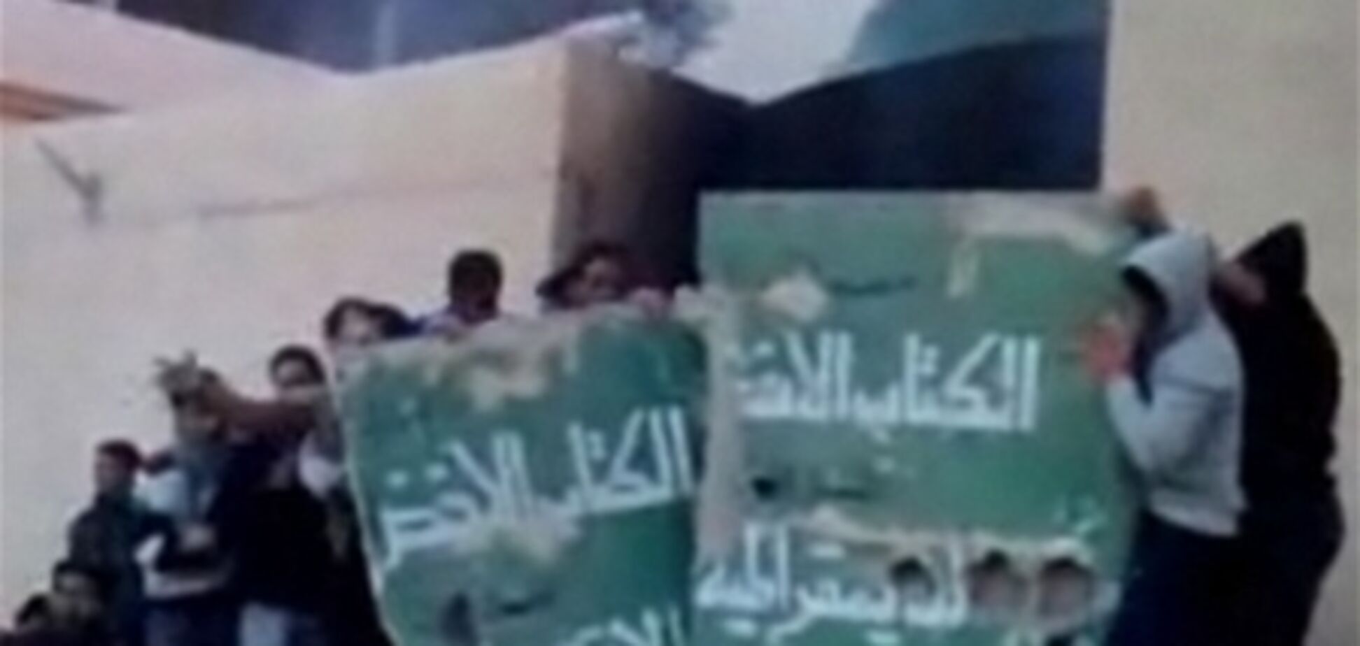 В Ливии в результате ударов боевой авиации погибли 250 человек