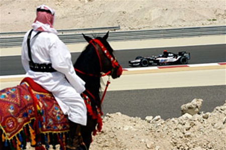 Гран-при Бахрейна отменен из-за нестабильной обстановки в стране