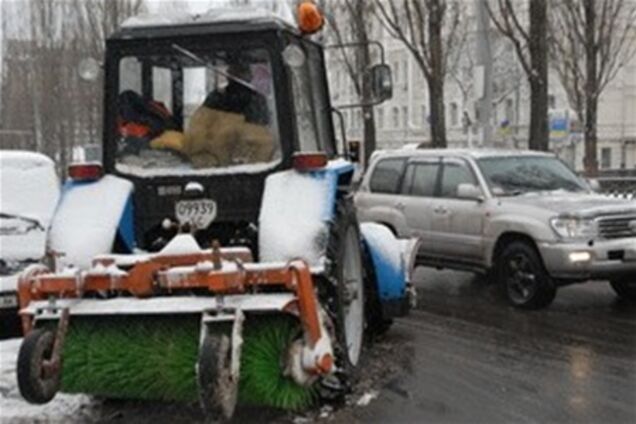 Несмотря на погодные условия, проезд на автомобильных дорогах обеспечен –Укравтодор 